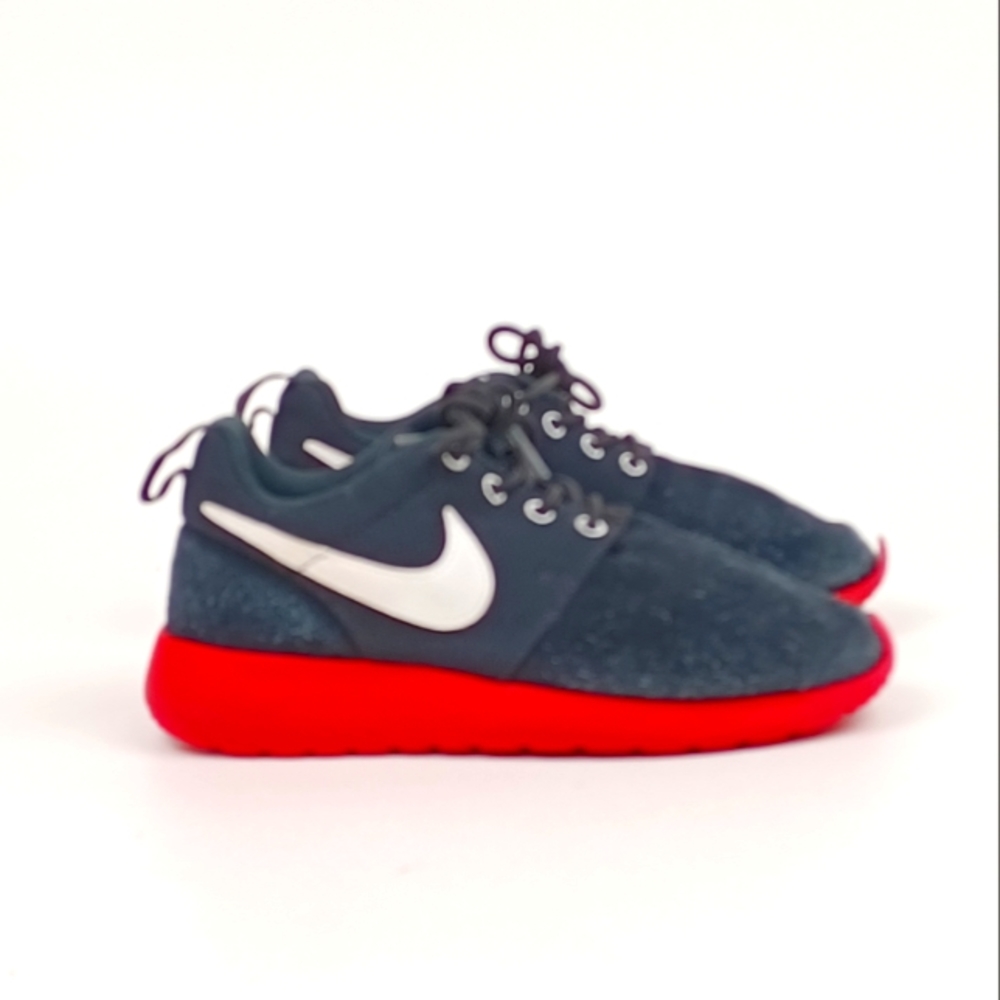 Nike Sneakers!